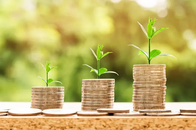 Understanding Global Economic Trends for Financial Success